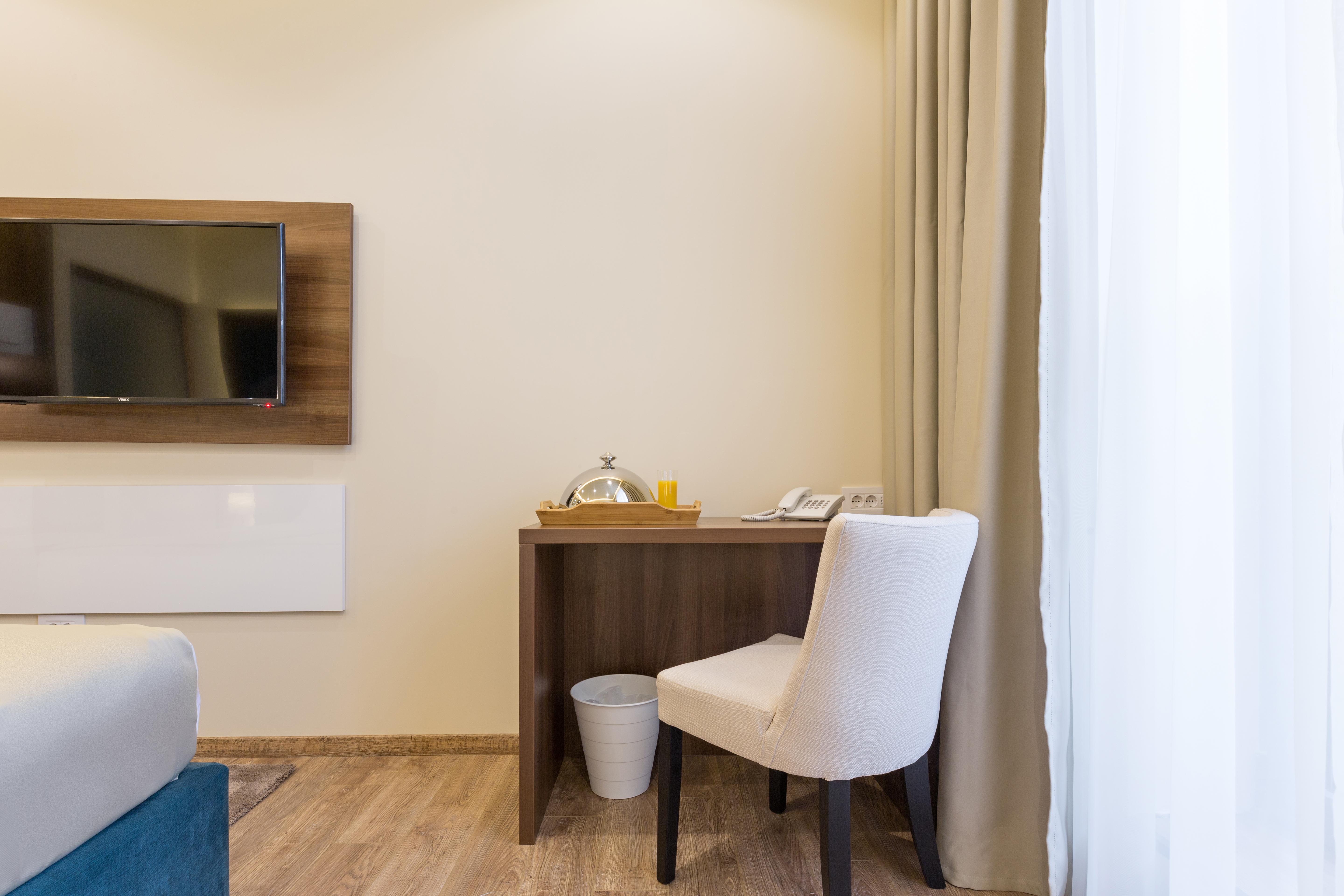 Marquise Garni 4*