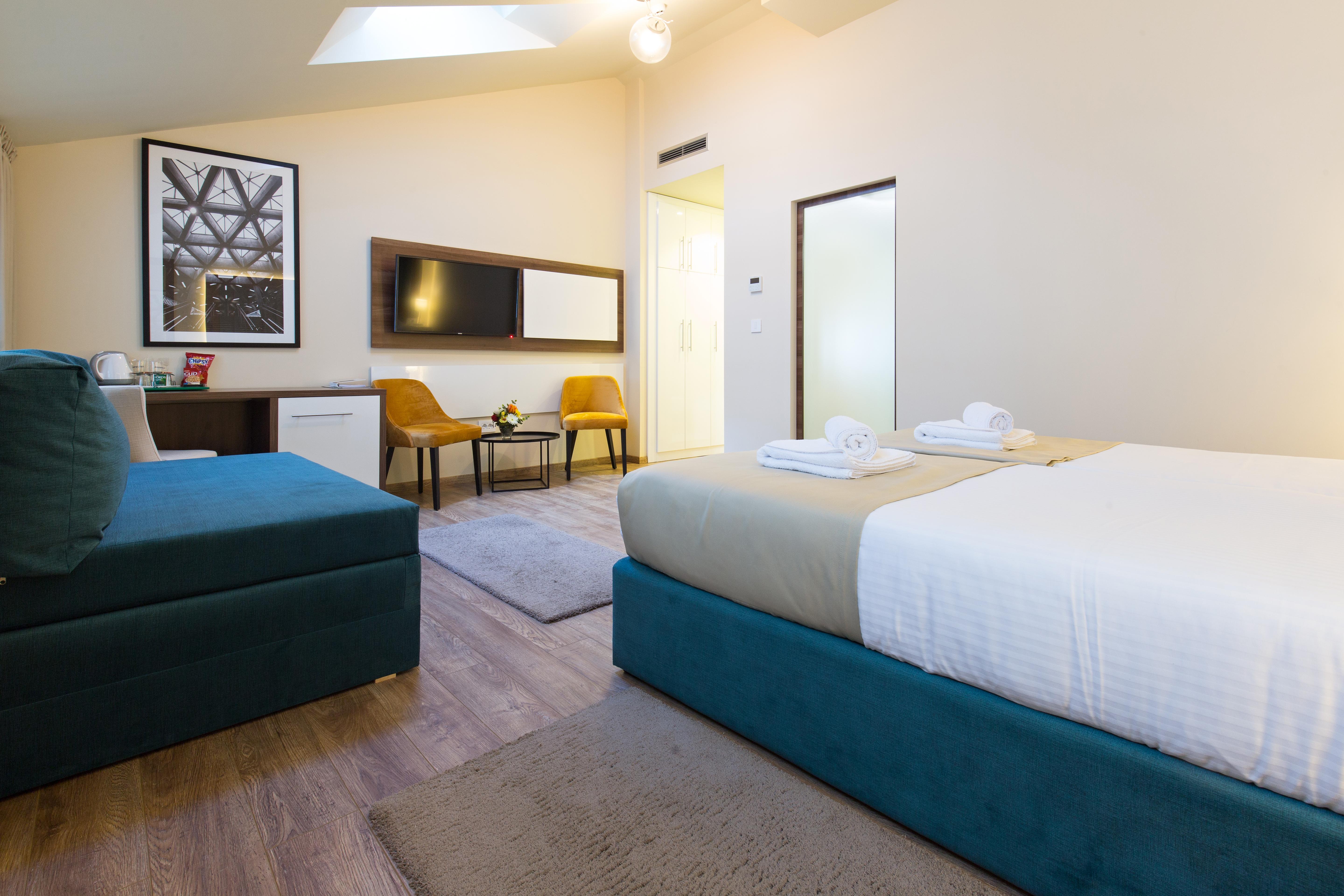 Marquise Garni Hotell 4*