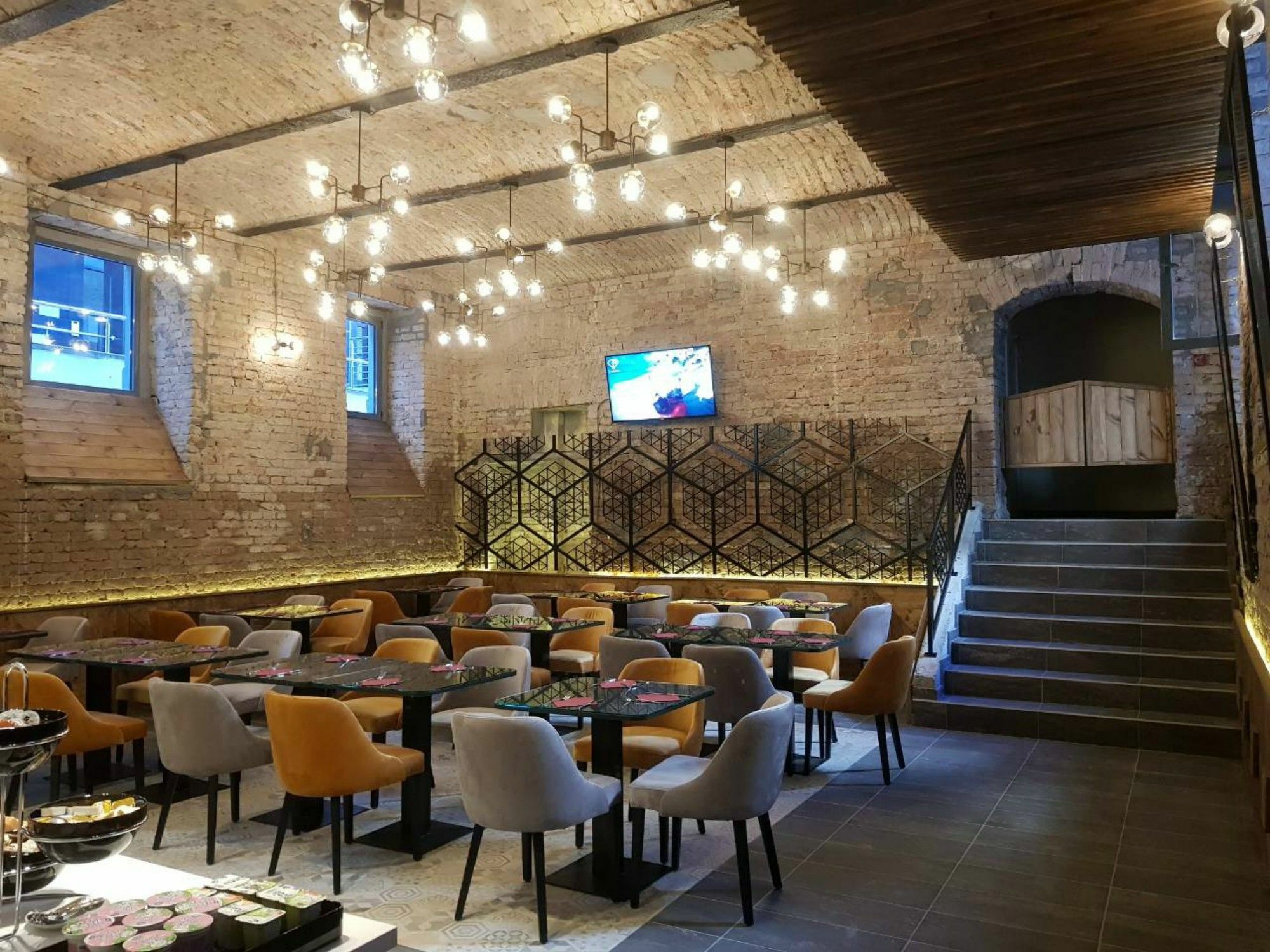 Marquise Garni Hotell 4*